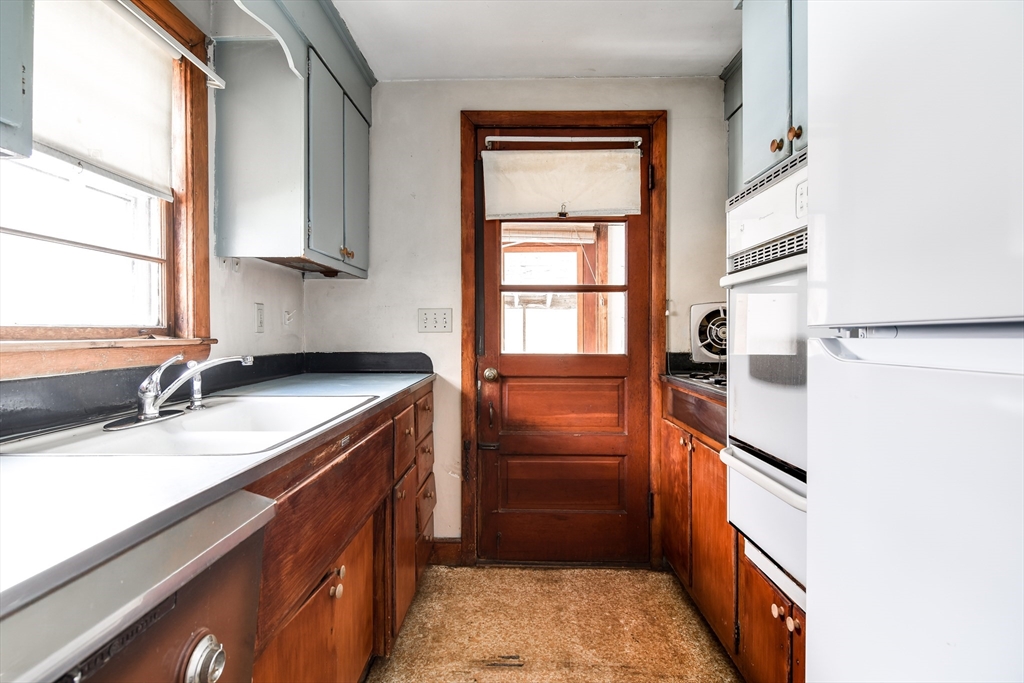 56 Walsh Street Framingham, MA 01701 - Photo 7 of 16