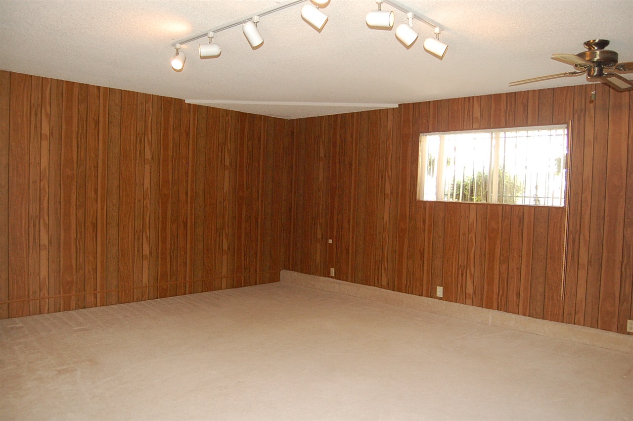 10059 View Crest Court Spring Valley, CA 91977 - Photo 11 of 20 Gallery Image 11
