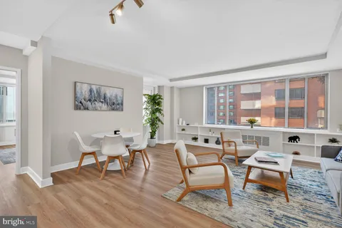 $210,000 | 1121 Arlington Boulevard, Unit 207, Arlington, VA 22209