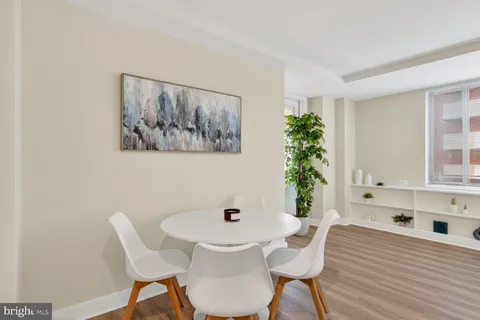 $210,000 | 1121 Arlington Boulevard, Unit 207, Arlington, VA 22209