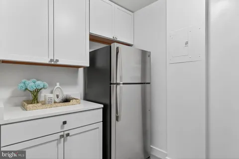 $210,000 | 1121 Arlington Boulevard, Unit 207, Arlington, VA 22209