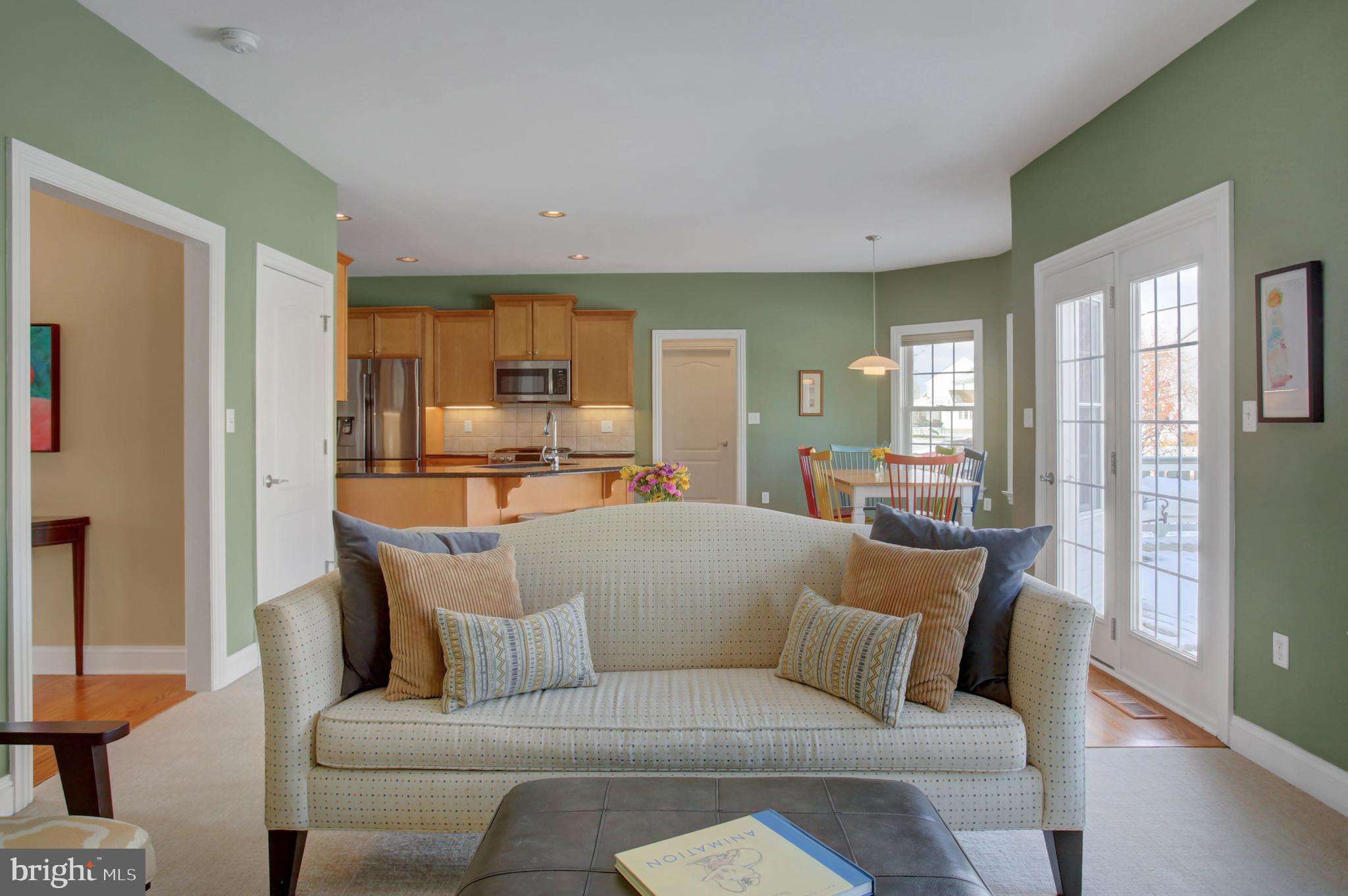 20 Netherby Lane Carlisle, PA 17015 - Photo 31 of 81 a living room with furniture and a large window