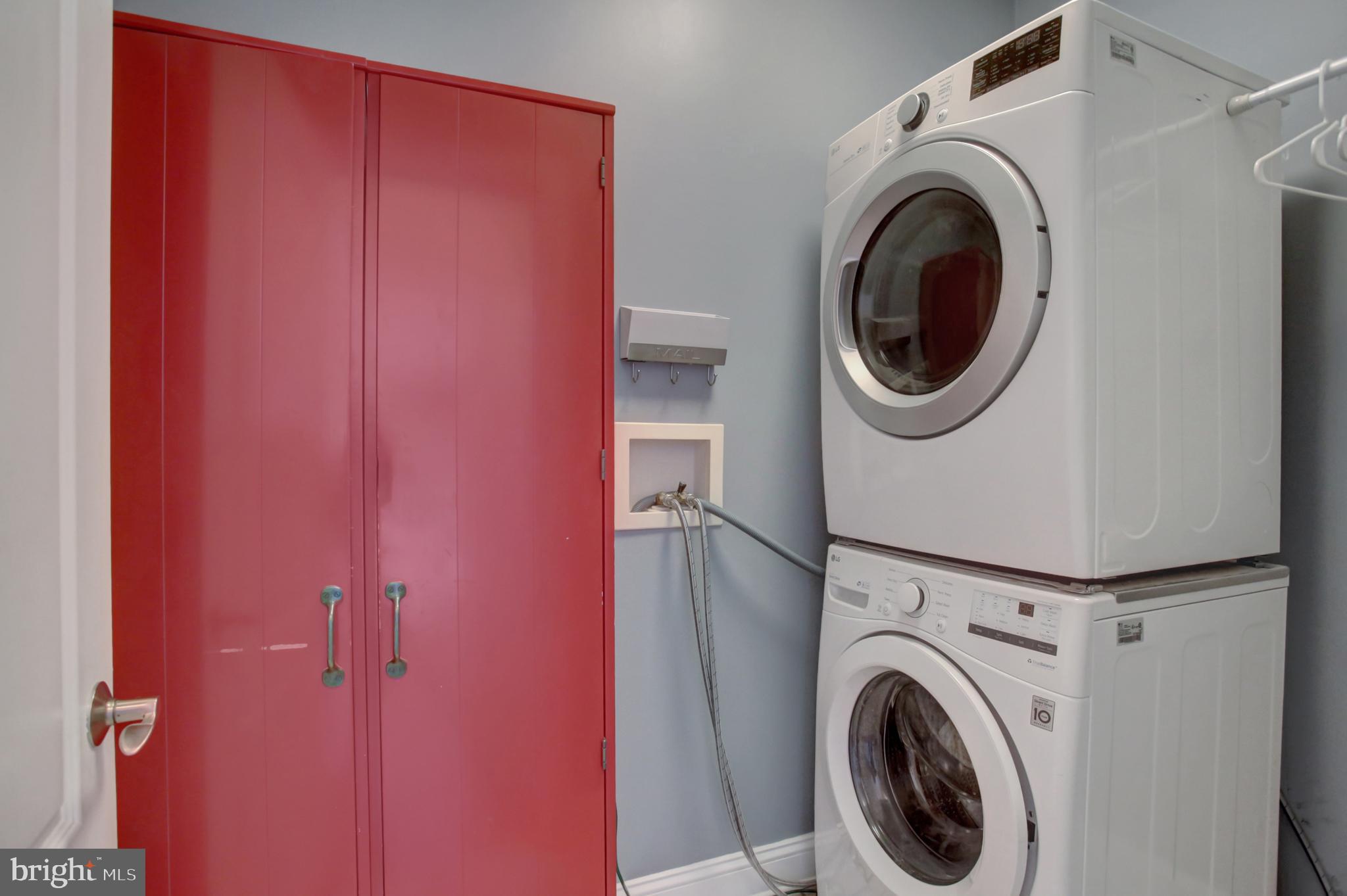 20 Netherby Lane Carlisle, PA 17015 - Photo 39 of 81 a view of a hallway with washer and dryer