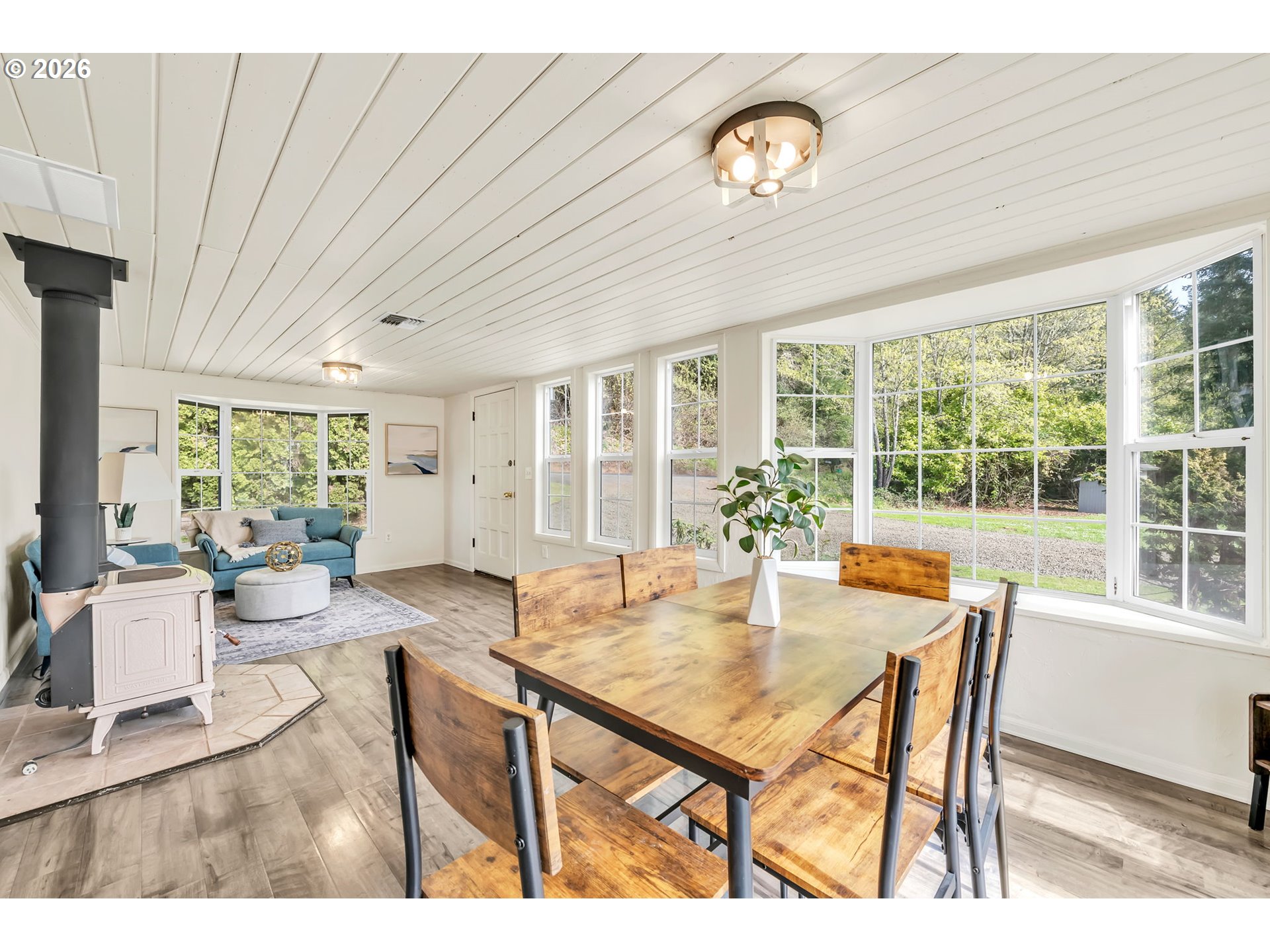 24022 Alpine Road Monroe, OR 97456 - Photo 4 of 48