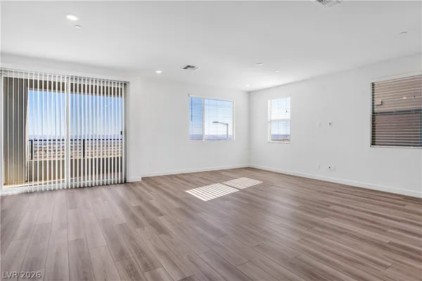 $3,050 | 1426 Whistling Kite Street, Las Vegas, NV 89138