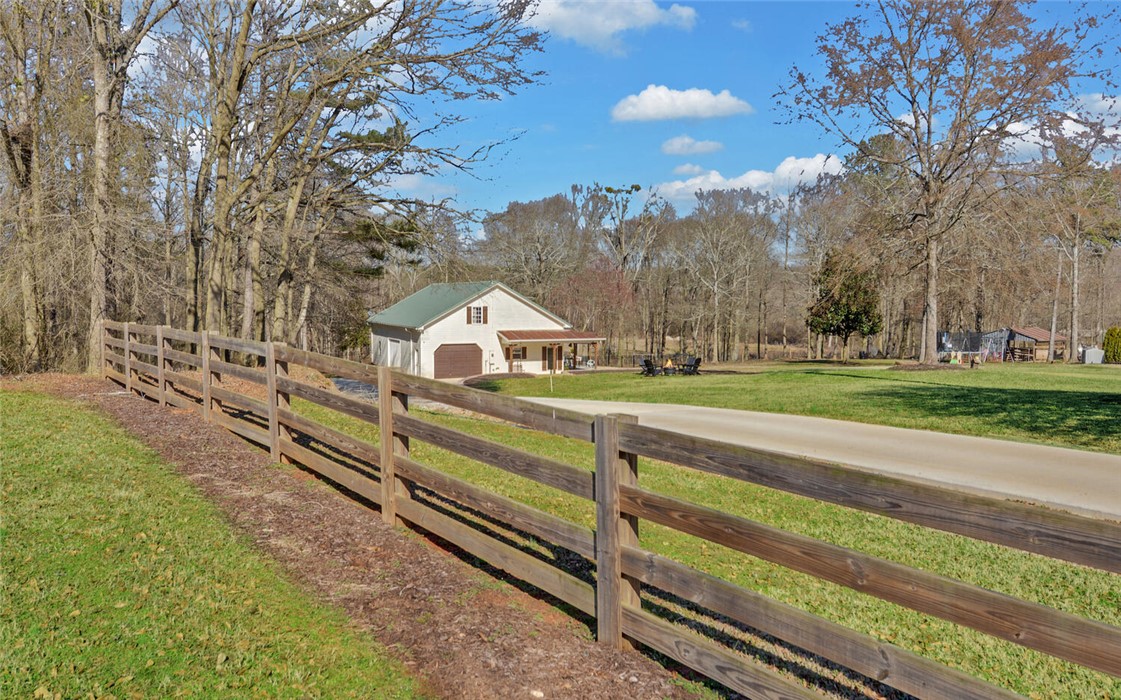 1483 Roper Road Lavonia, GA 30553 - Photo 1 of 45