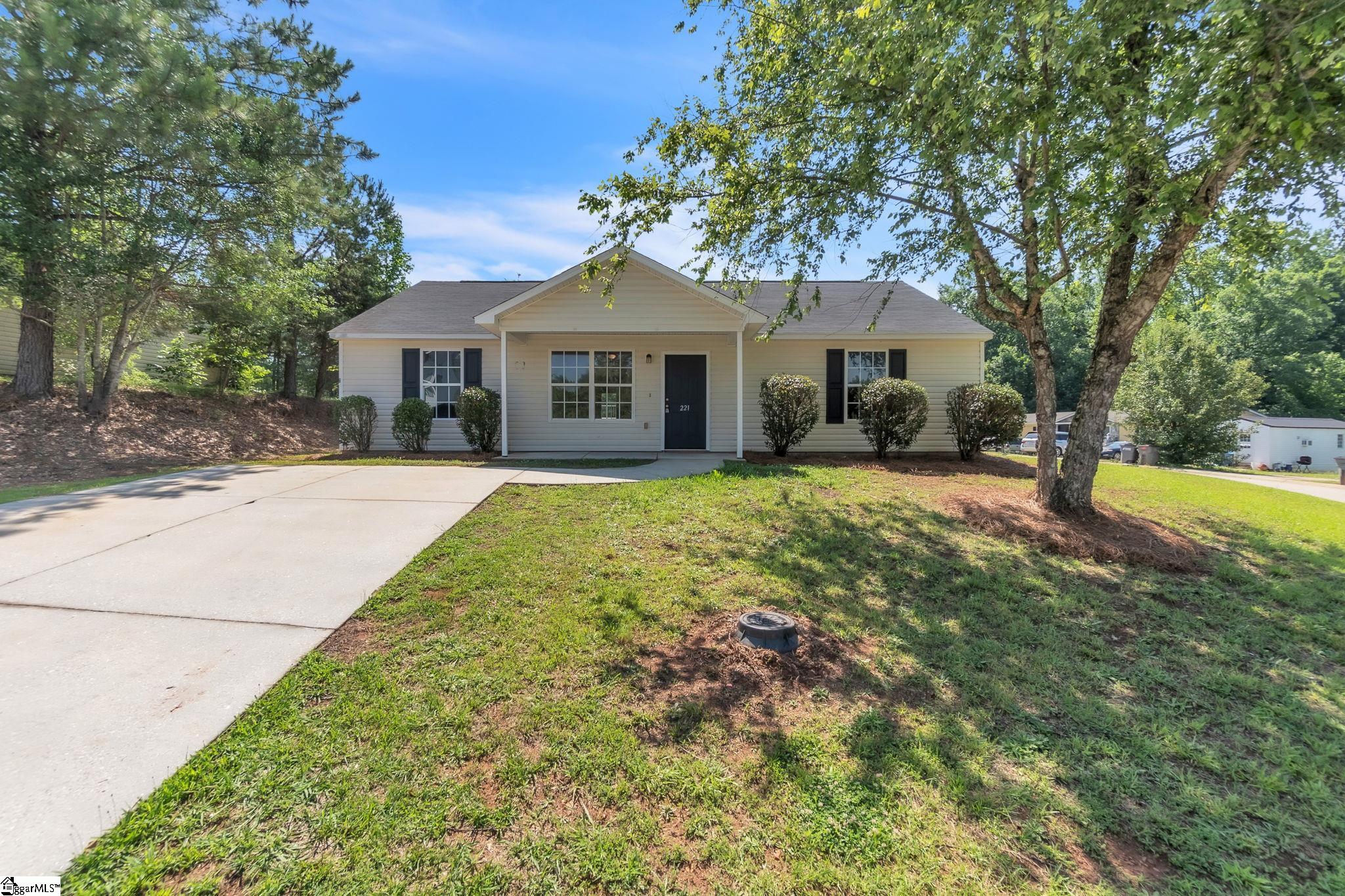 221 Riverbreeze Road Greenville, SC 29611 - Photo 1 of 25