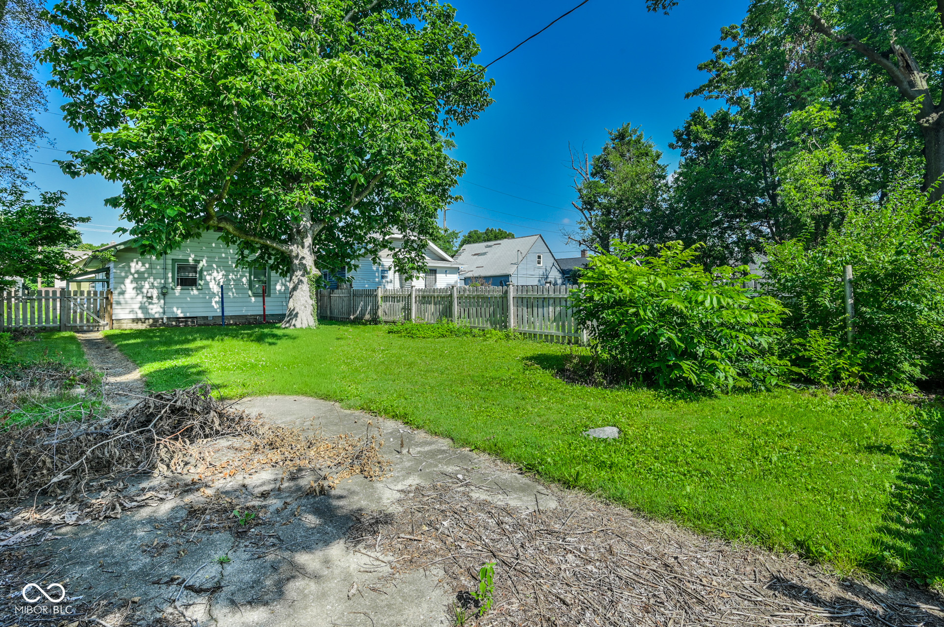 1835 North Harding Street Indianapolis, IN 46202 - Photo 25 of 26