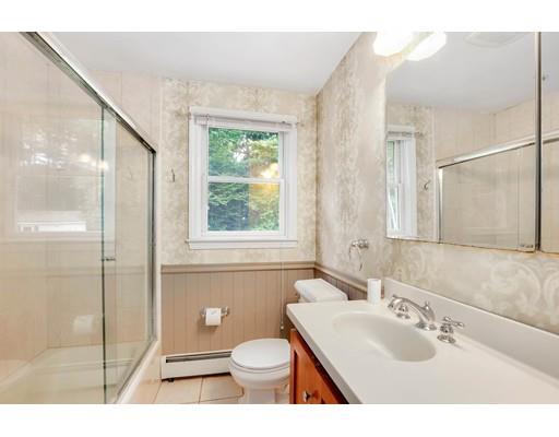 53 Skelton Road Burlington, MA 01803 - Photo 15 of 29 Gallery Image 15