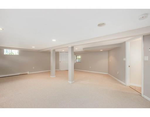 53 Skelton Road Burlington, MA 01803 - Photo 16 of 29 Gallery Image 16