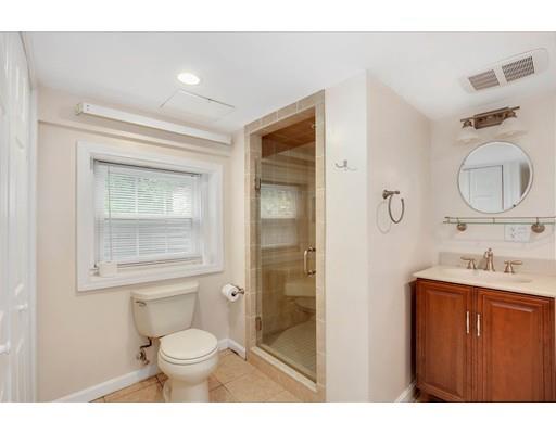 53 Skelton Road Burlington, MA 01803 - Photo 19 of 29 Gallery Image 19