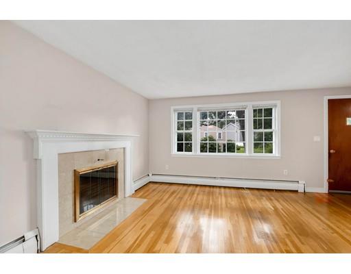 53 Skelton Road Burlington, MA 01803 - Photo 8 of 29 Gallery Image 8