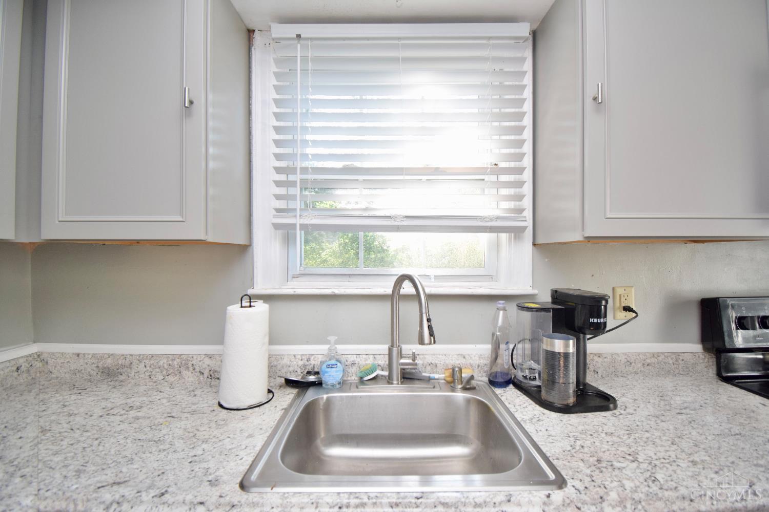 6306 West Fork Road Cincinnati, OH 45247 - Photo 12 of 39