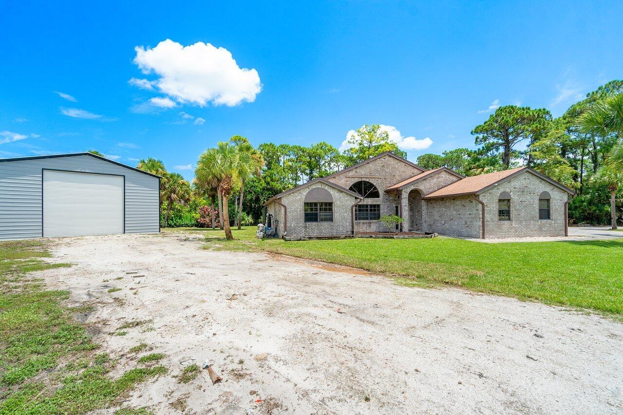 16915 63rd Road North Loxahatchee, FL 33470 - Photo 8 of 57 007-1691563rdRoadNorth-Loxahatchee-FL-33