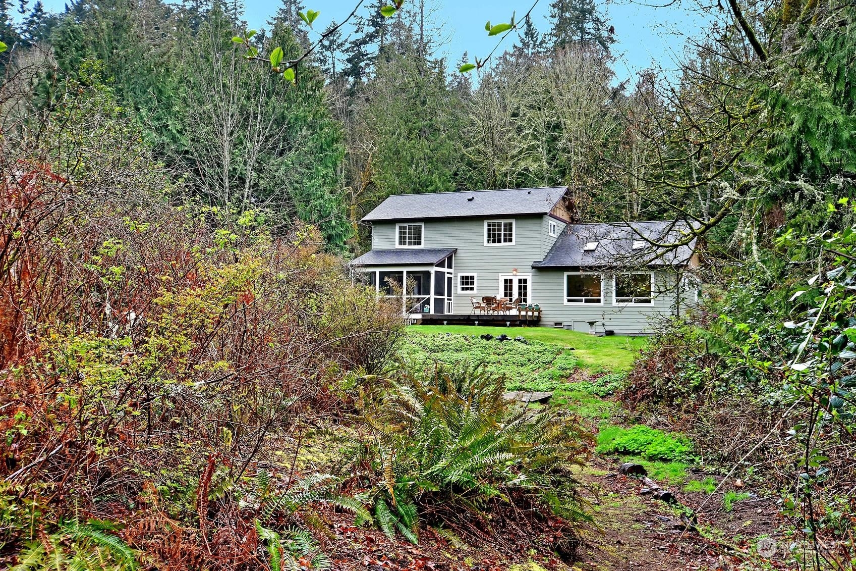 9987 Northeast Knight Road Bainbridge Island, WA 98110 - Photo 37 of 40 Gallery Image 37