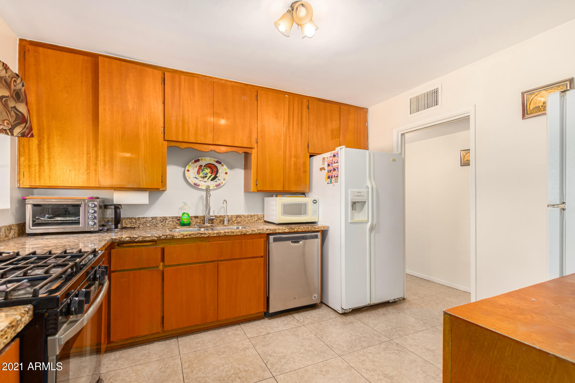 1515 West Berridge Lane Phoenix, AZ 85015 - Photo 11 of 40 13 - Berridge