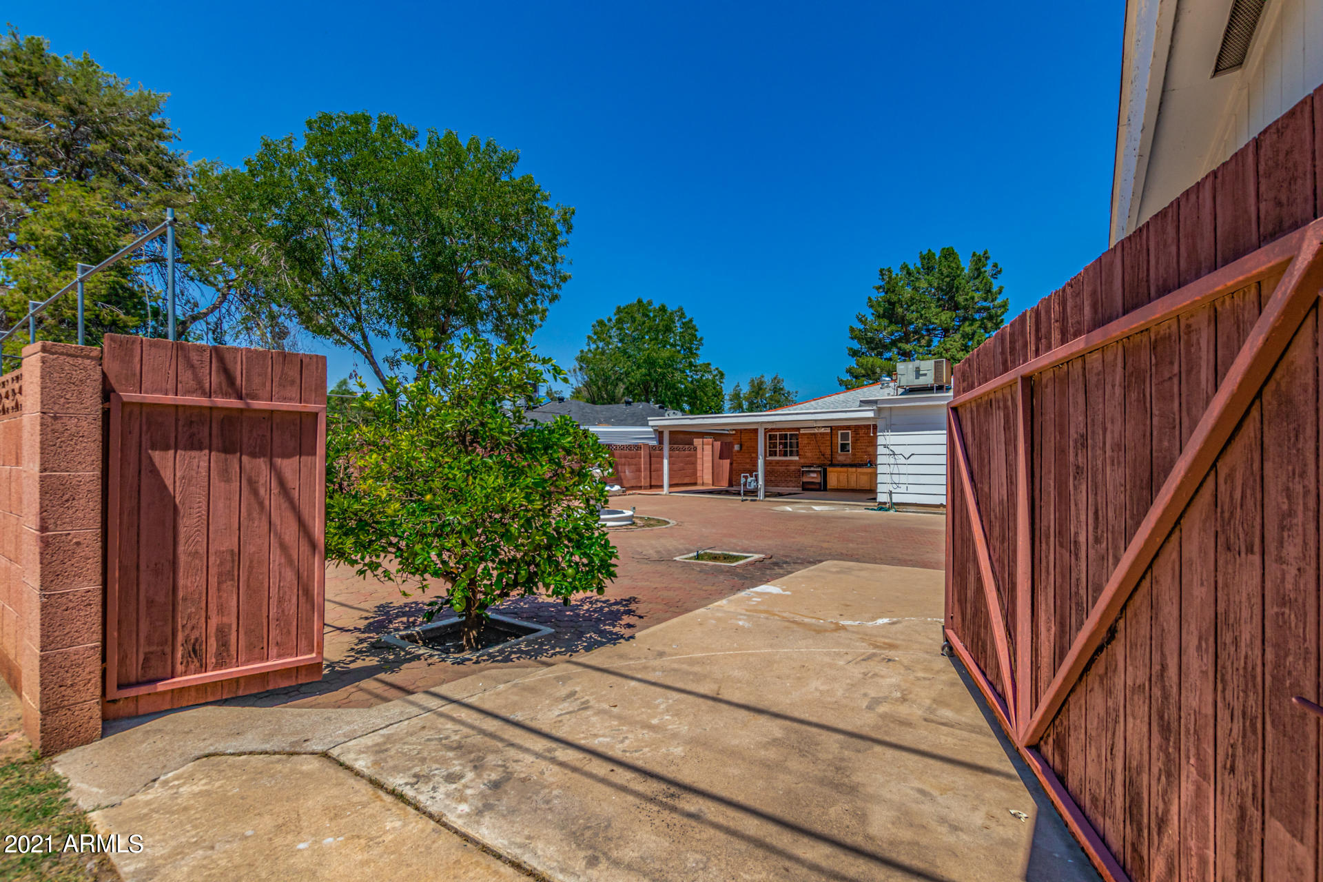 1515 West Berridge Lane Phoenix, AZ 85015 - Photo 40 of 40 44 - Berridge