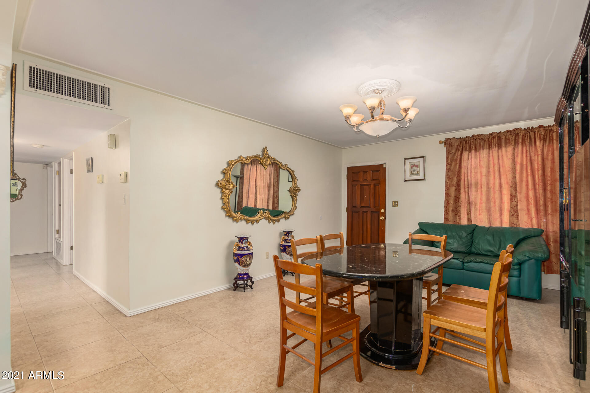 1515 West Berridge Lane Phoenix, AZ 85015 - Photo 6 of 40 8 - Berridge