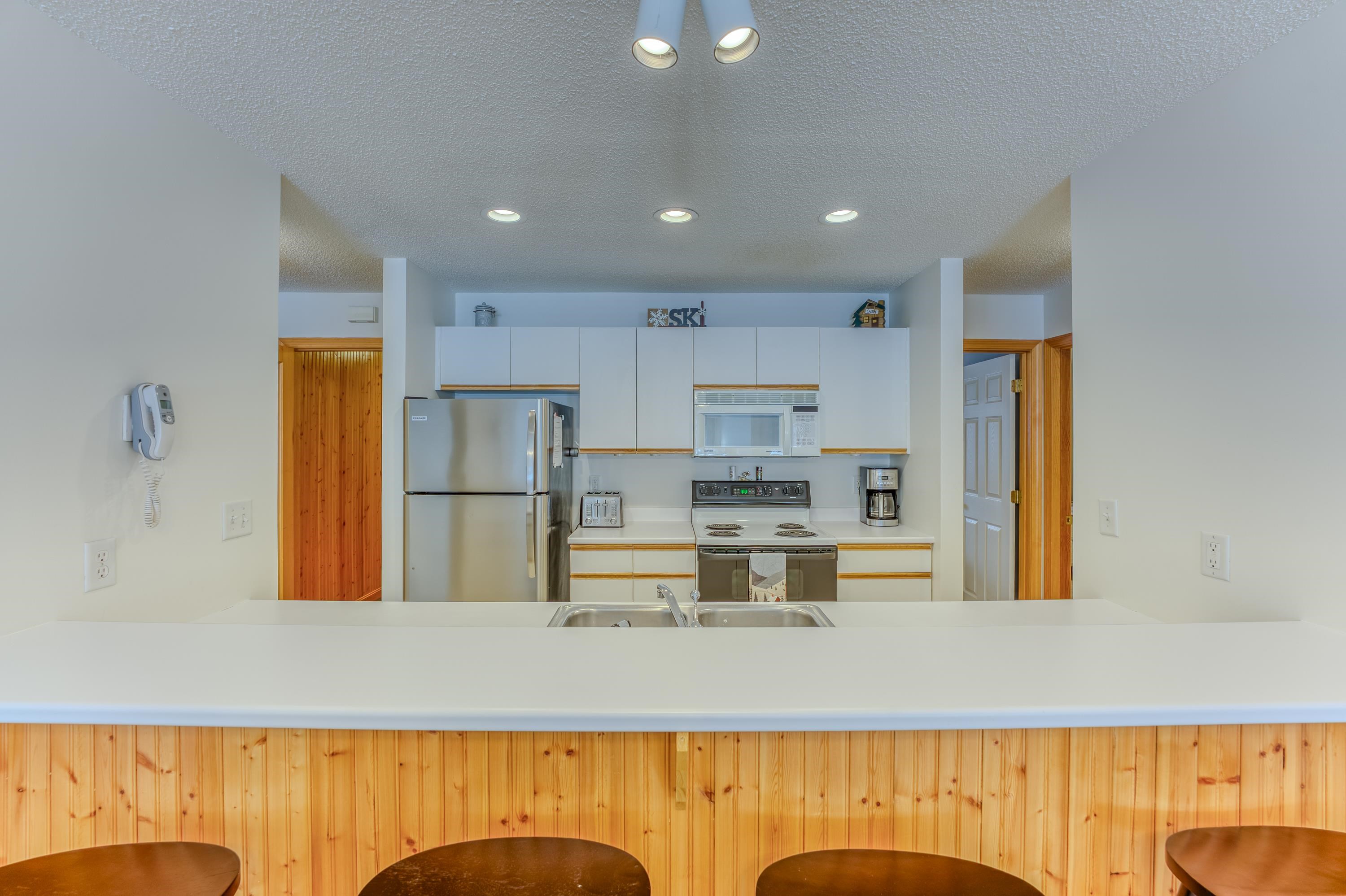 67 Stickney Circle, Unit 38 Carroll, NH 03595 - Photo 11 of 30