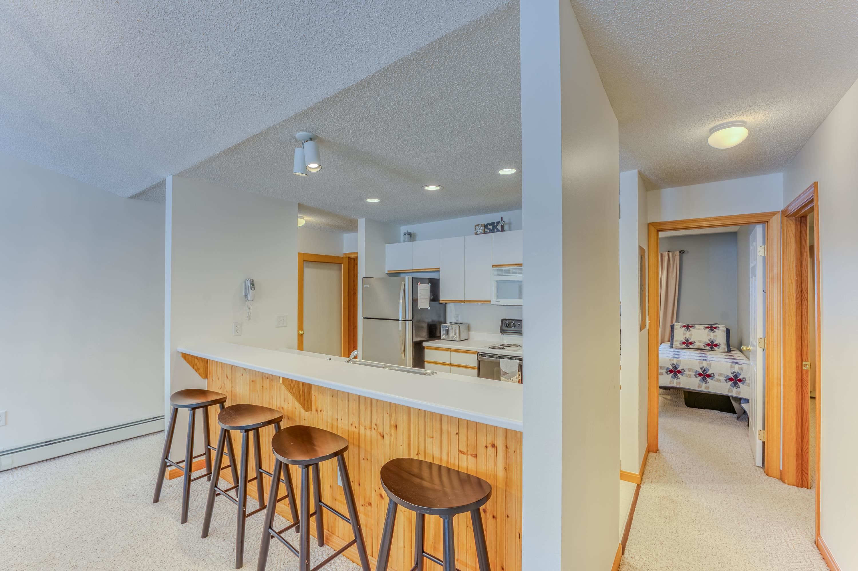 67 Stickney Circle, Unit 38 Carroll, NH 03595 - Photo 12 of 30