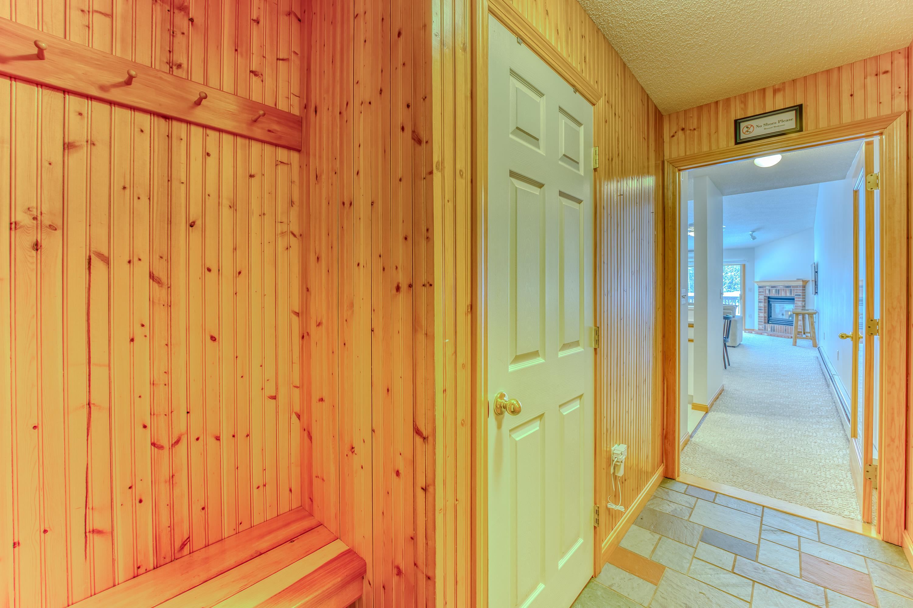 67 Stickney Circle, Unit 38 Carroll, NH 03595 - Photo 4 of 30