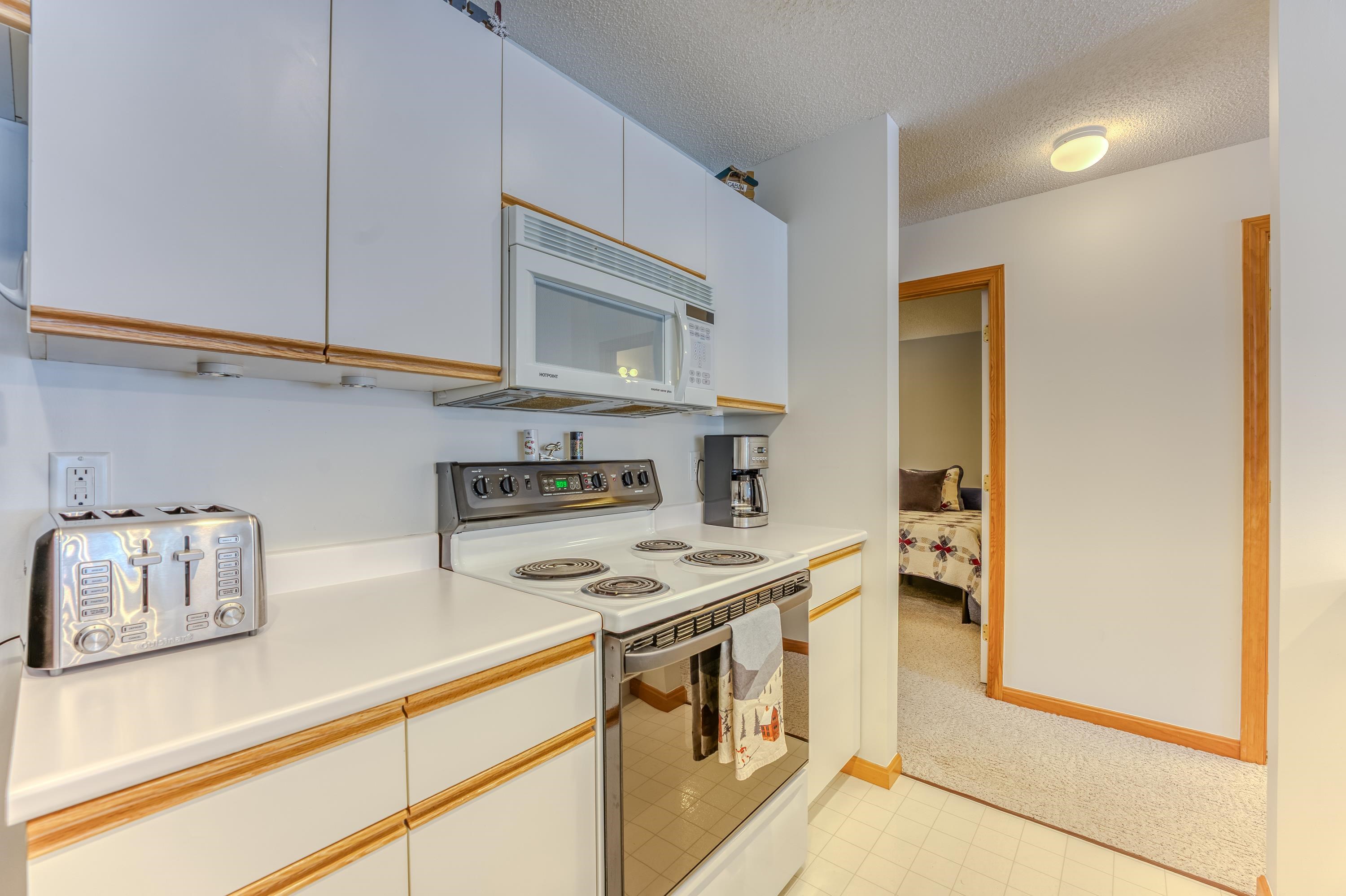 67 Stickney Circle, Unit 38 Carroll, NH 03595 - Photo 7 of 30