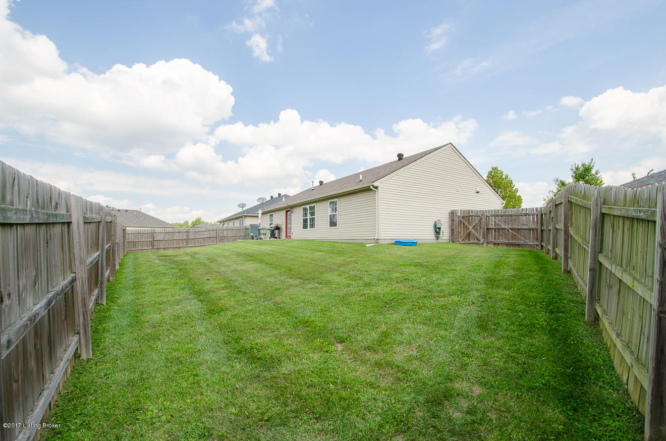 9825 Brooks Bend Road Louisville, KY 40258 - Photo 34 of 35 BrooksBend-34