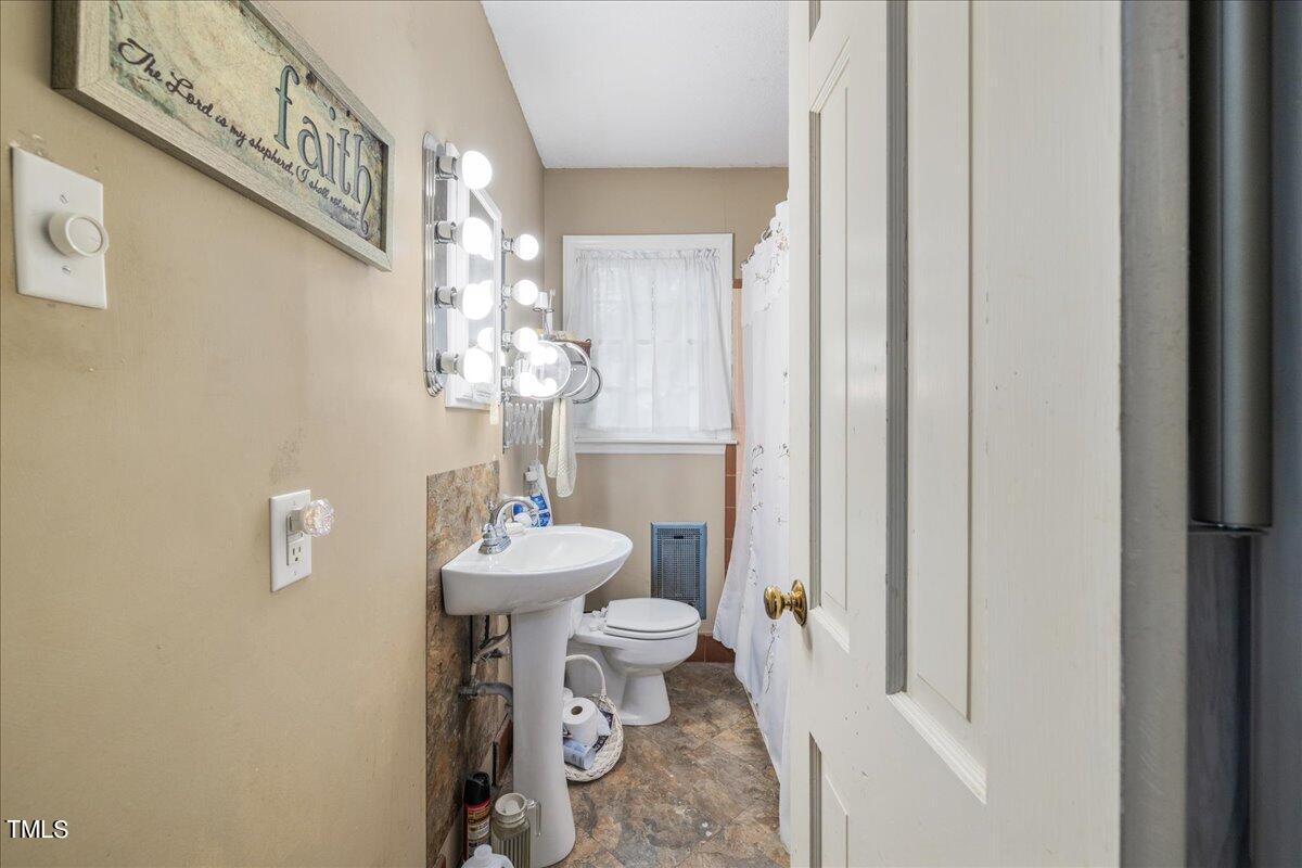 4117 White Pine Drive Raleigh, NC 27612 - Photo 29 of 32 42-4117 White Pine Dr