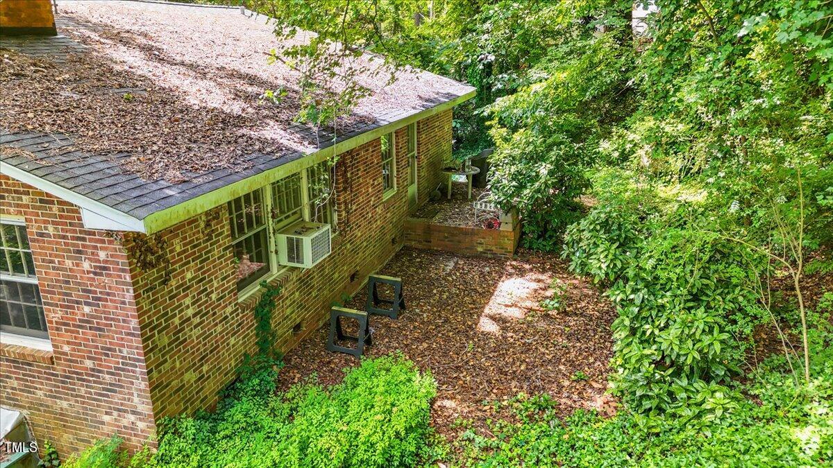 4117 White Pine Drive Raleigh, NC 27612 - Photo 7 of 32 06-4117 White Pine Dr