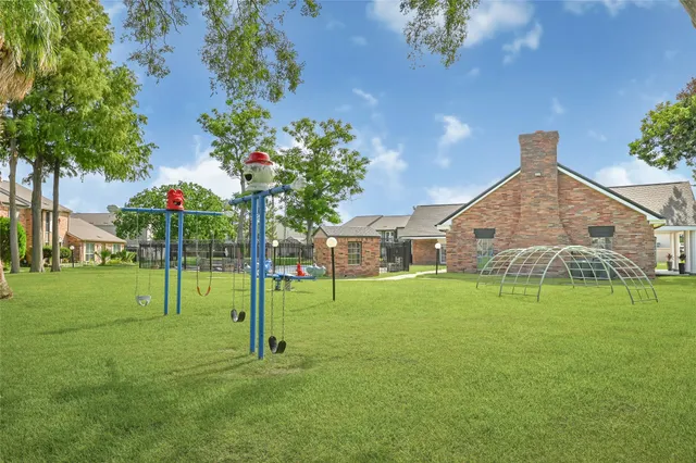 $1,595 | 6358 Creekbend Drive, Unit 102, Houston, TX 77096