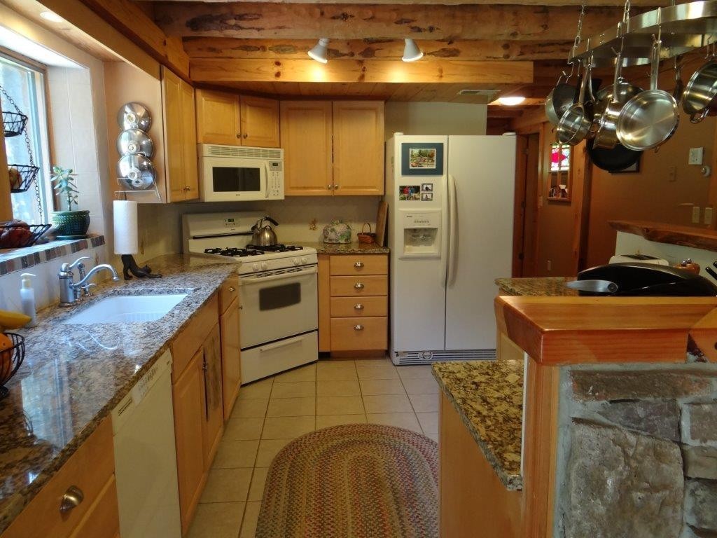 193 Notch Road Middlesex, VT 05602 - Photo 9 of 36