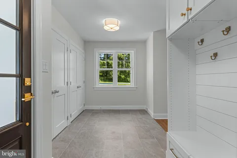 $2,100,000 | 1611 Lark Lane, Villanova, PA 19085
