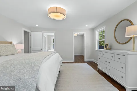 $2,100,000 | 1611 Lark Lane, Villanova, PA 19085