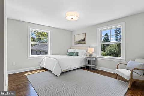 $2,100,000 | 1611 Lark Lane, Villanova, PA 19085