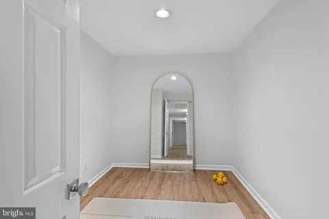 $2,100,000 | 1611 Lark Lane, Villanova, PA 19085