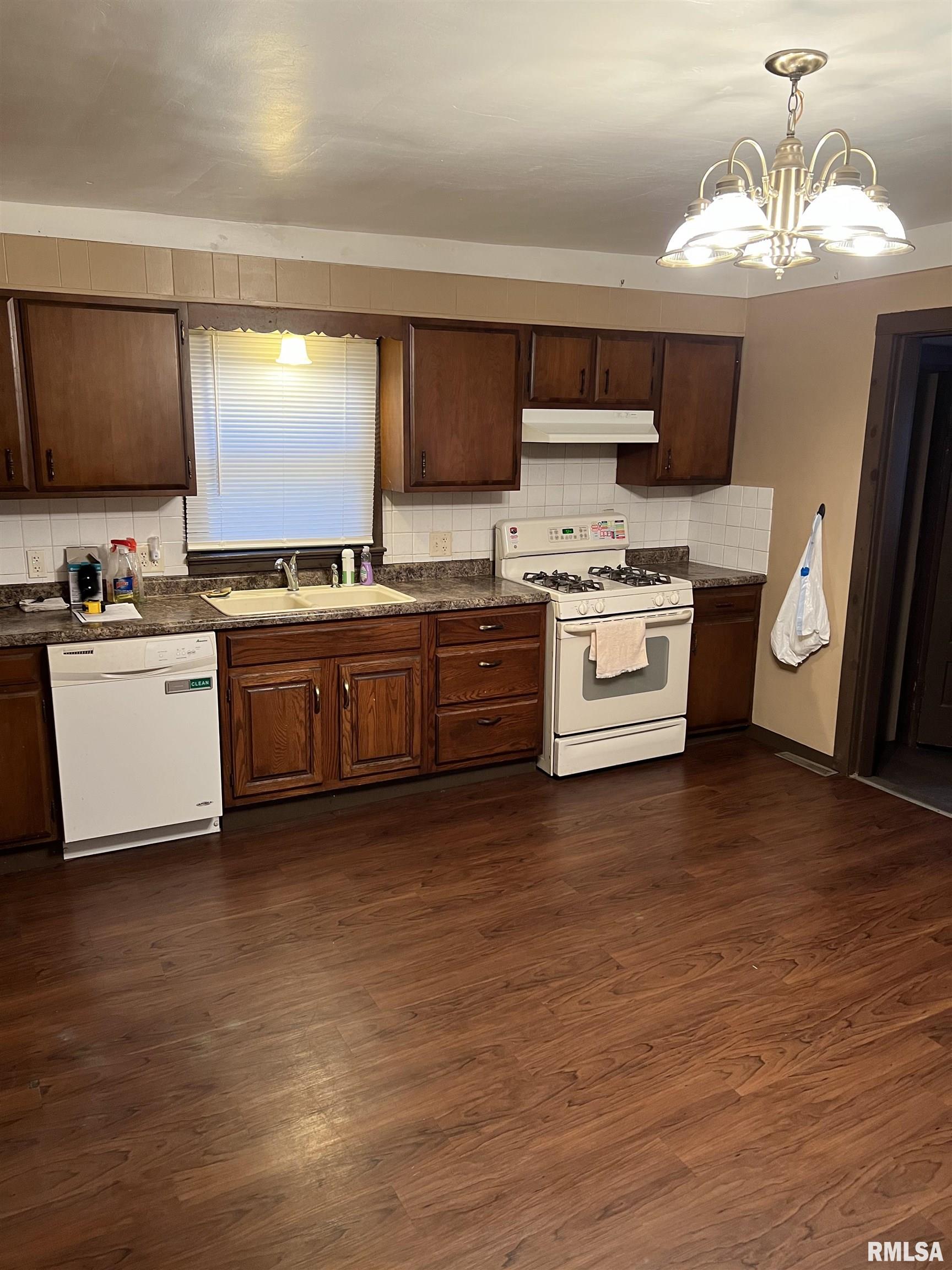 1627 North 10th Street Springfield, IL 62702 - Photo 10 of 20