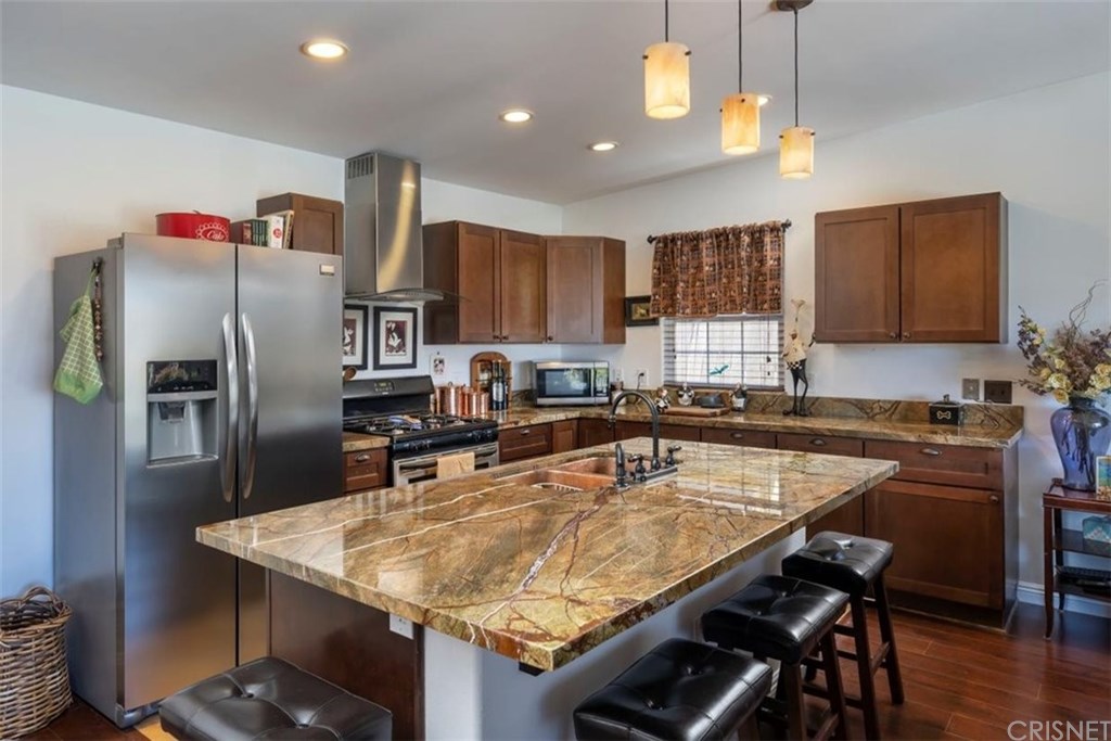 19701 Green Mountain Drive Newhall, CA 91321 - Photo 13 of 37