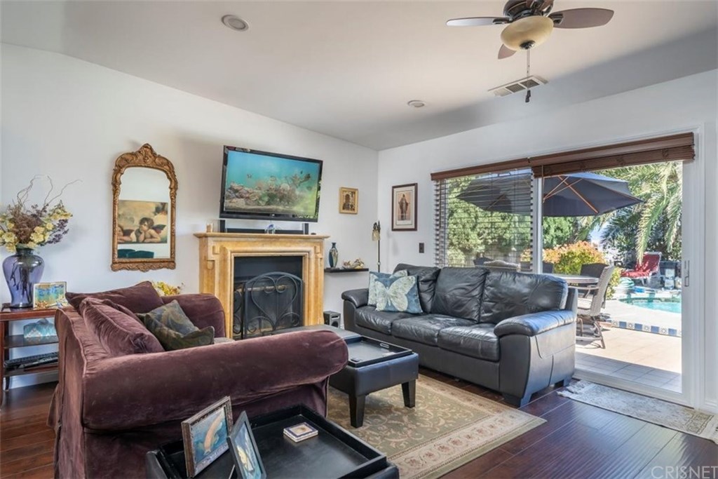 19701 Green Mountain Drive Newhall, CA 91321 - Photo 15 of 37