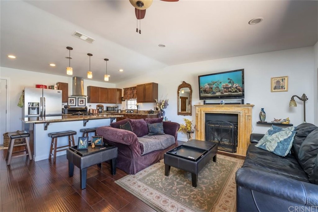 19701 Green Mountain Drive Newhall, CA 91321 - Photo 16 of 37