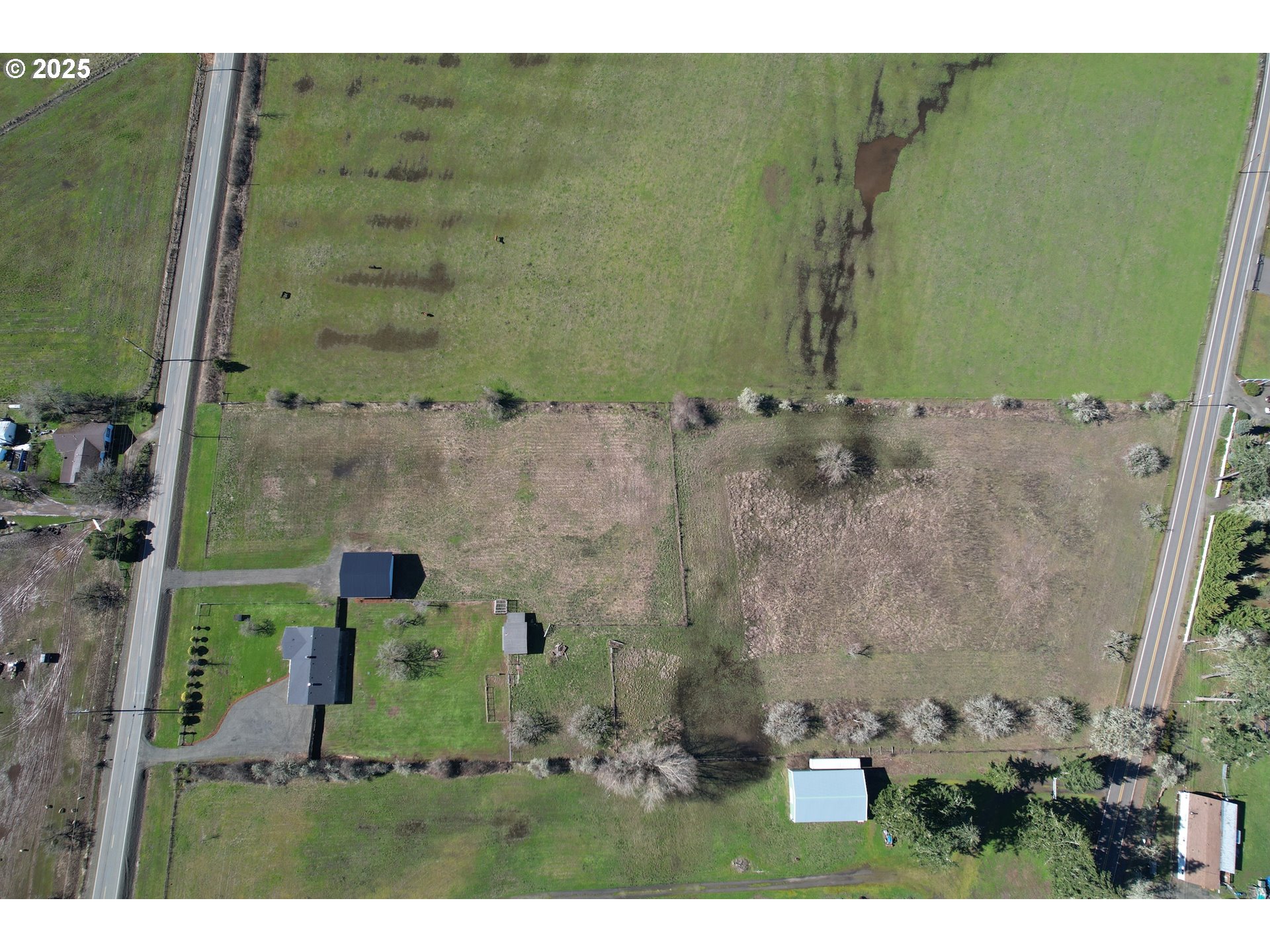 5878 Nonpareil Road Sutherlin, OR 97479 - Photo 38 of 46