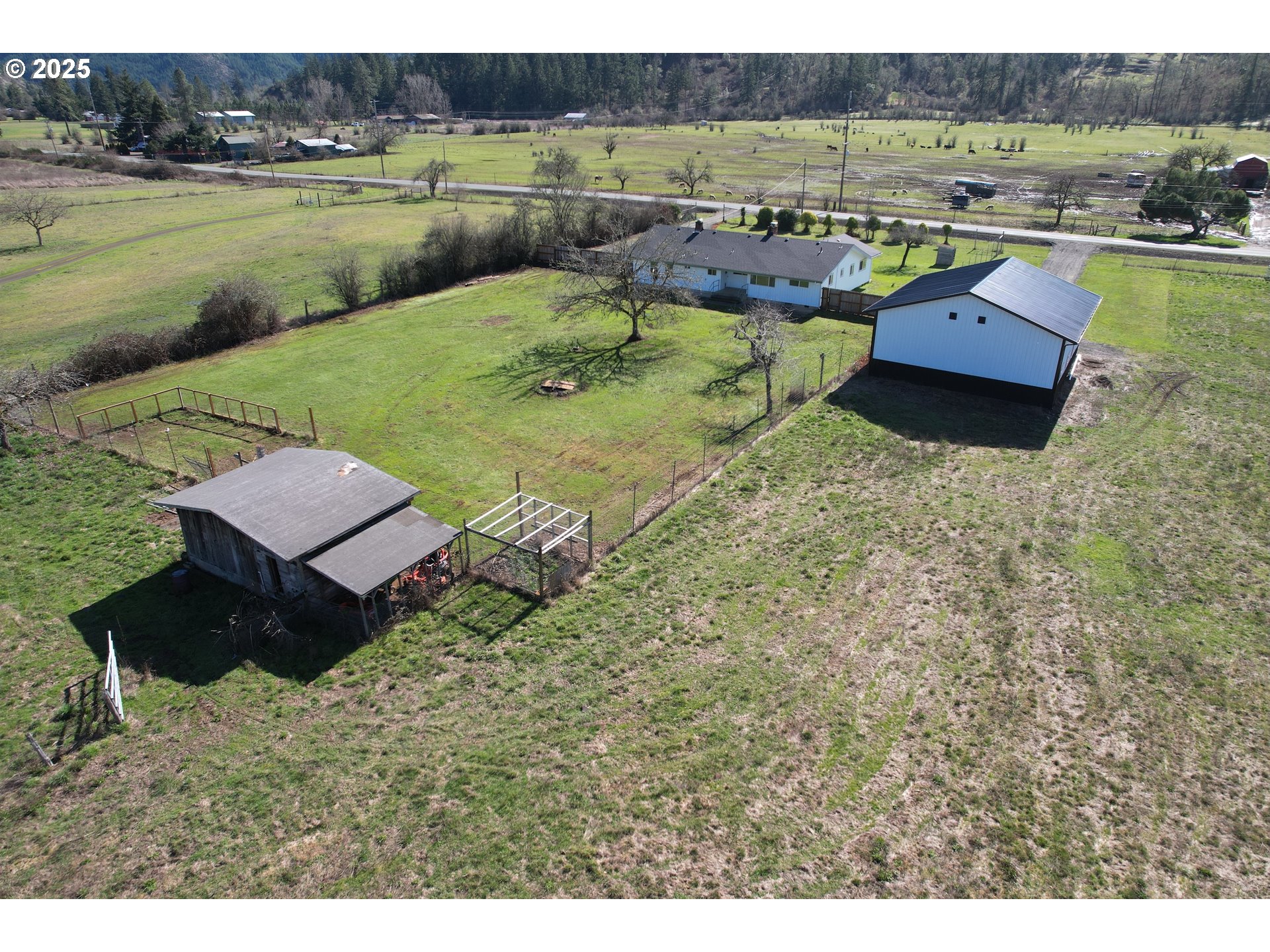 5878 Nonpareil Road Sutherlin, OR 97479 - Photo 40 of 46