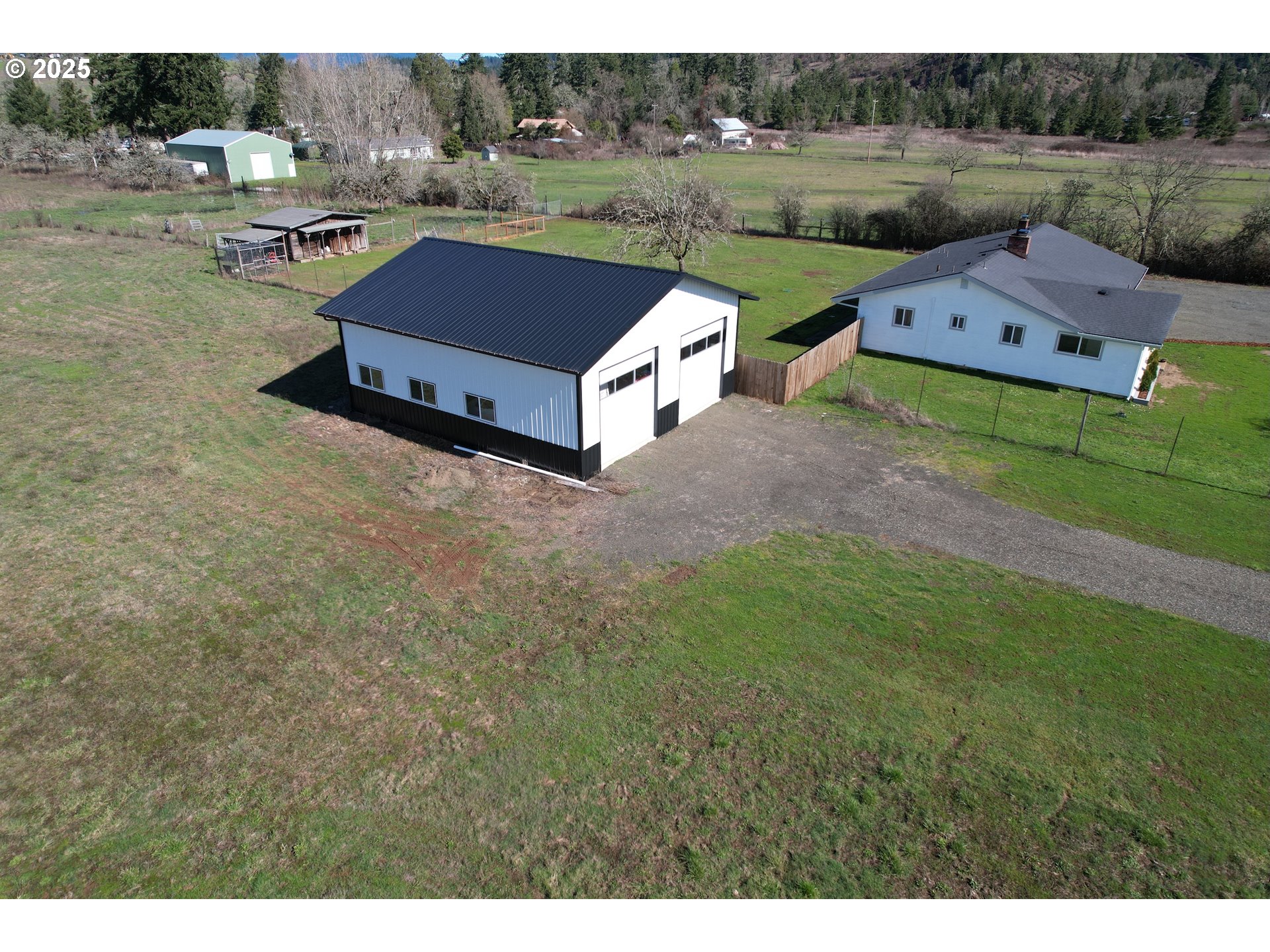 5878 Nonpareil Road Sutherlin, OR 97479 - Photo 41 of 46