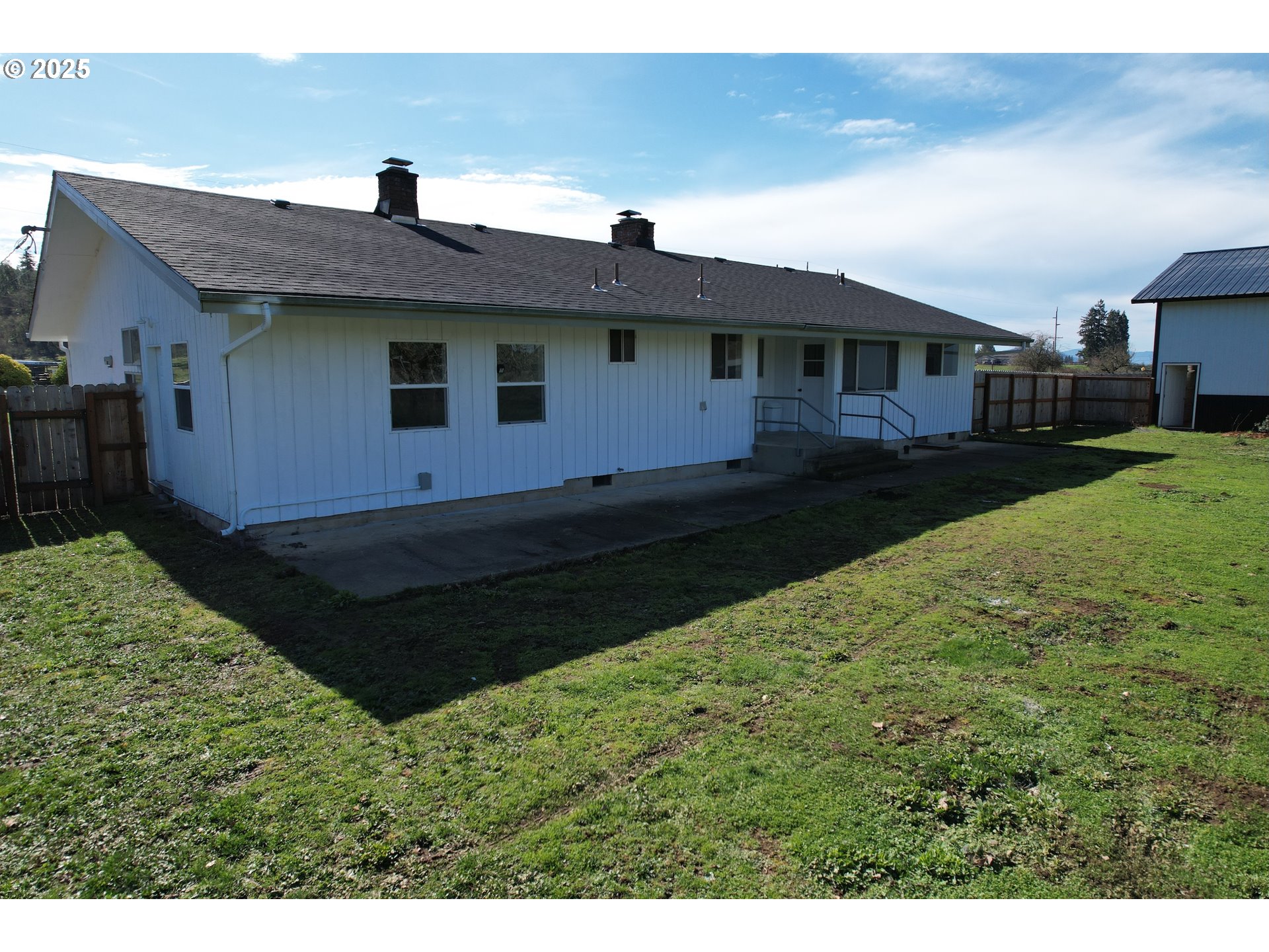 5878 Nonpareil Road Sutherlin, OR 97479 - Photo 44 of 46