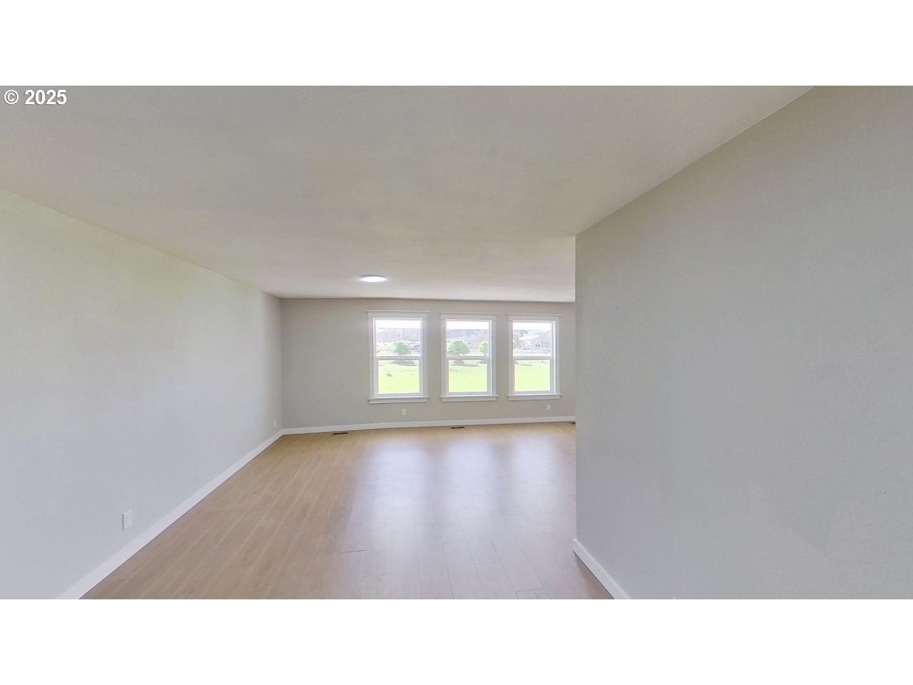 5878 Nonpareil Road Sutherlin, OR 97479 - Photo 6 of 46