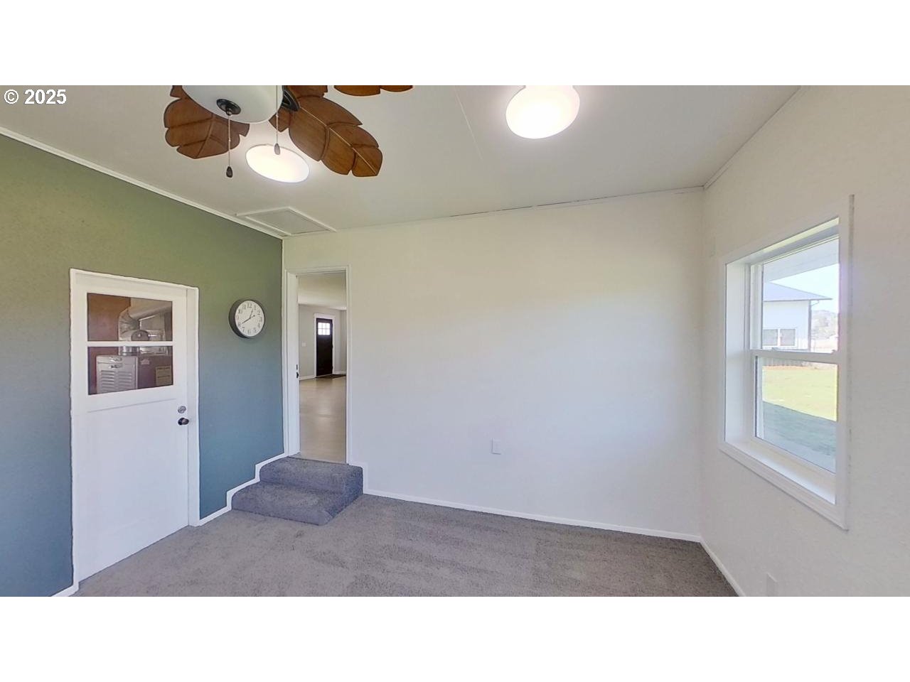 5878 Nonpareil Road Sutherlin, OR 97479 - Photo 8 of 46