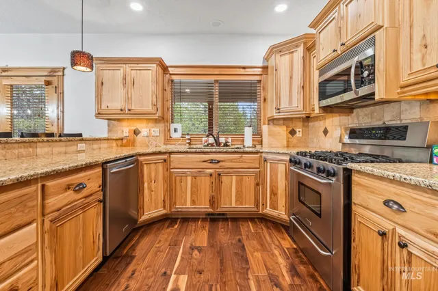 $1,135,000 | 29 Pointe At Goldfork Court, Donnelly, ID 83615