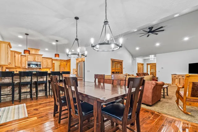 $1,135,000 | 29 Pointe At Goldfork Court, Donnelly, ID 83615