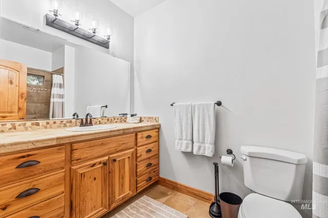 $1,135,000 | 29 Pointe At Goldfork Court, Donnelly, ID 83615