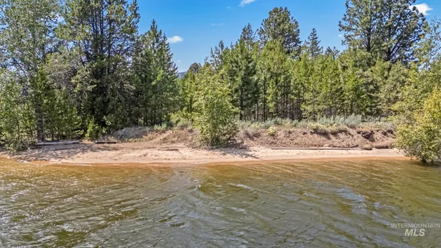 $1,135,000 | 29 Pointe At Goldfork Court, Donnelly, ID 83615