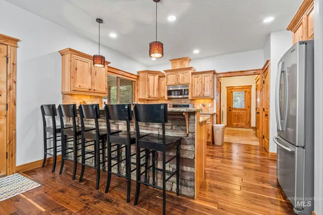 $1,135,000 | 29 Pointe At Goldfork Court, Donnelly, ID 83615